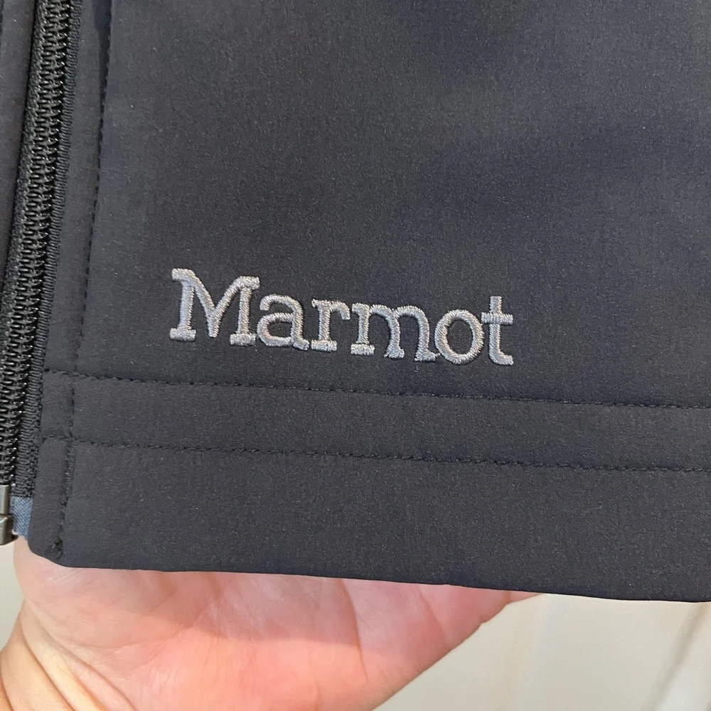 Marmot Furlong Soft shell Faux Fur Trimmed Hooded Vest Sz S Black Fleece Lined - Picture 11 of 14